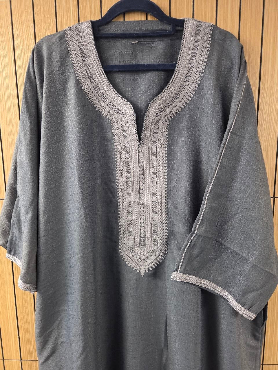 Grey Gandora